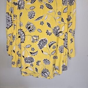 Ruby Rd. Yellow and Black Floral Top
